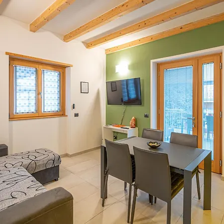 La Raisa Apartment *